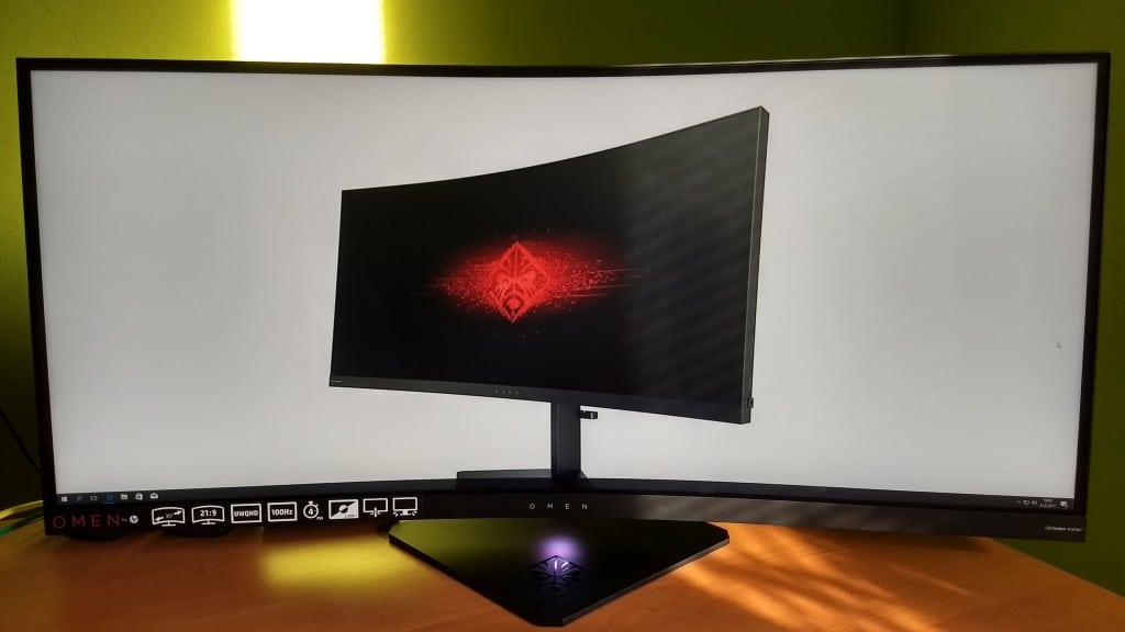 HP Omen X35
