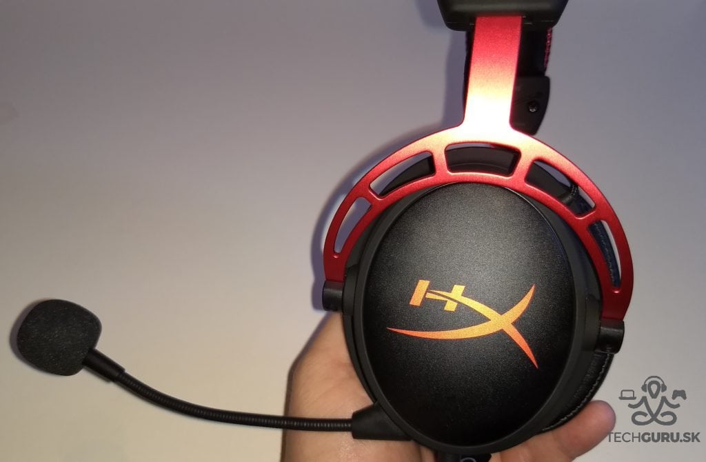 HyperX Cloud Alpha zboku