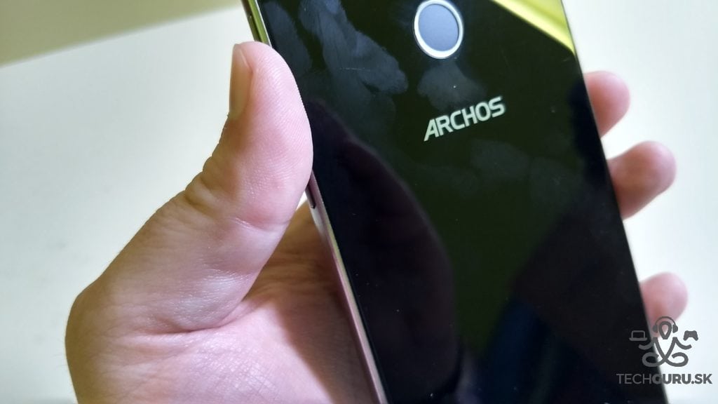 Archos 55 Diamond Selfie zadná časť