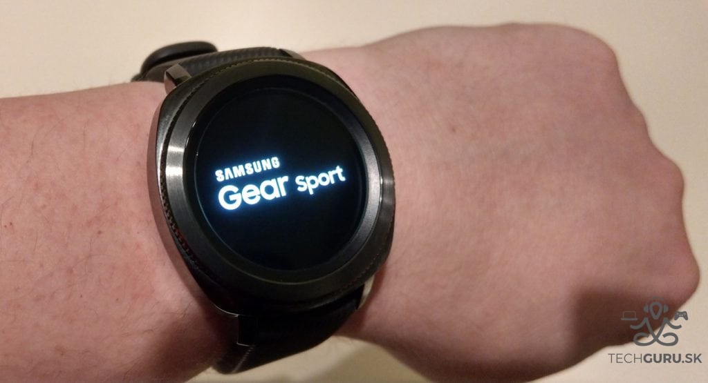Samsung Gear Sport celkový pohľad