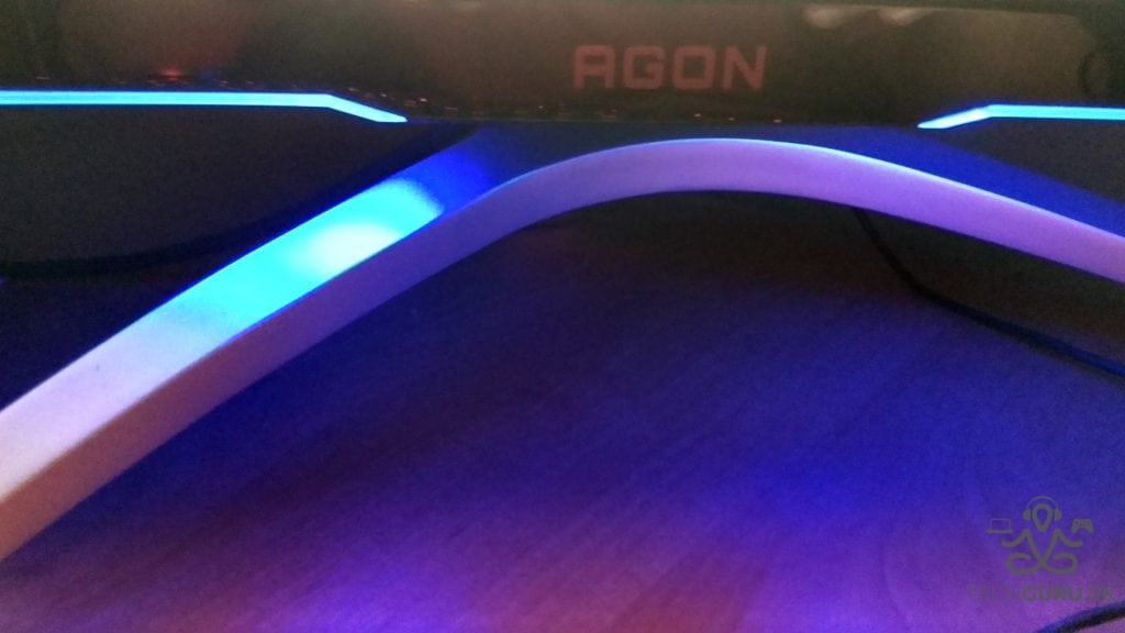 AOC AG322QCX recenzia podsvietenie noc