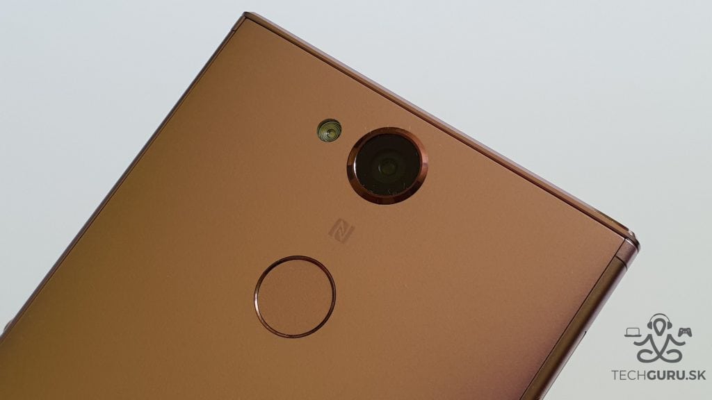 Sony Xperia XA2 recenzia 08