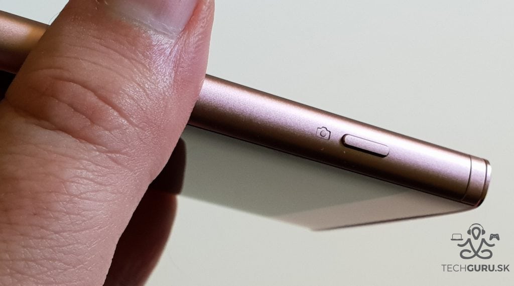 Sony Xperia XA2 recenzia 04