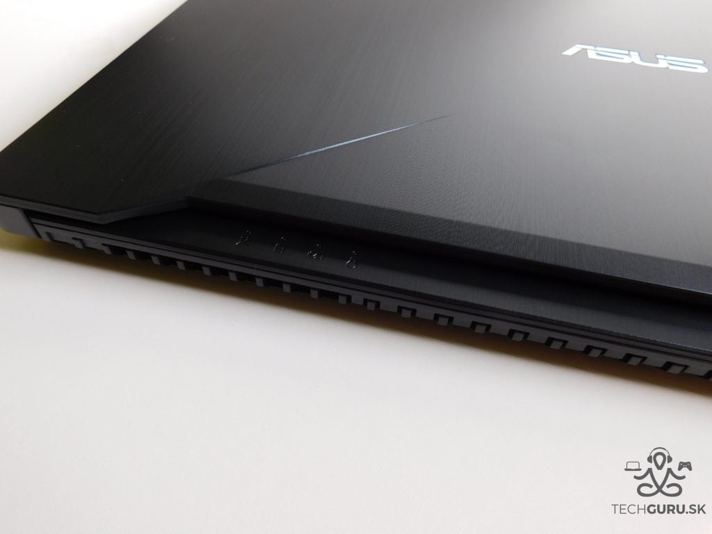 Asus FX503V recenzia 03