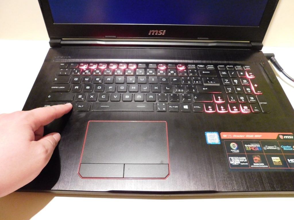 MSI GE73 Raider RGB 09
