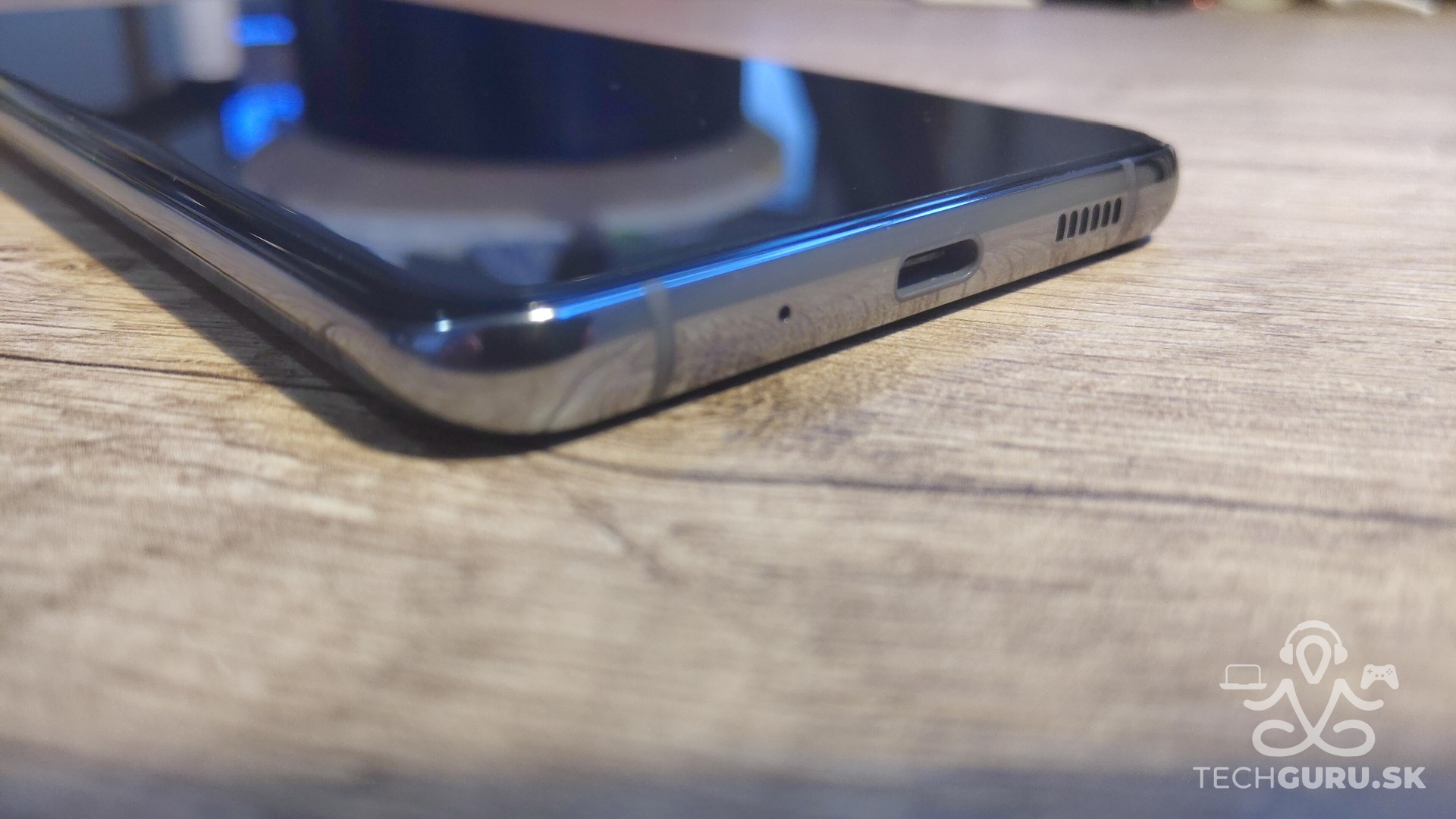 Samsung Galaxy S20 Ultra 5G recenzia spodná časť