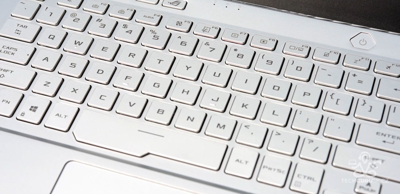 ROG Zephyrus G14 klavesnica 1