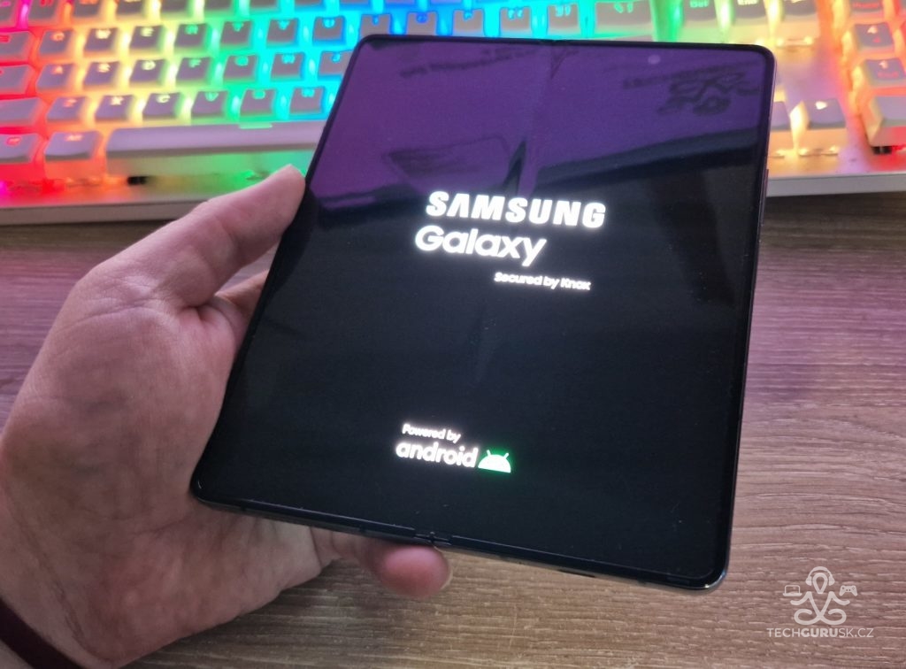 TEST: Samsung Galaxy Z Fold4 - ohybný telefón, ktorý má štýl