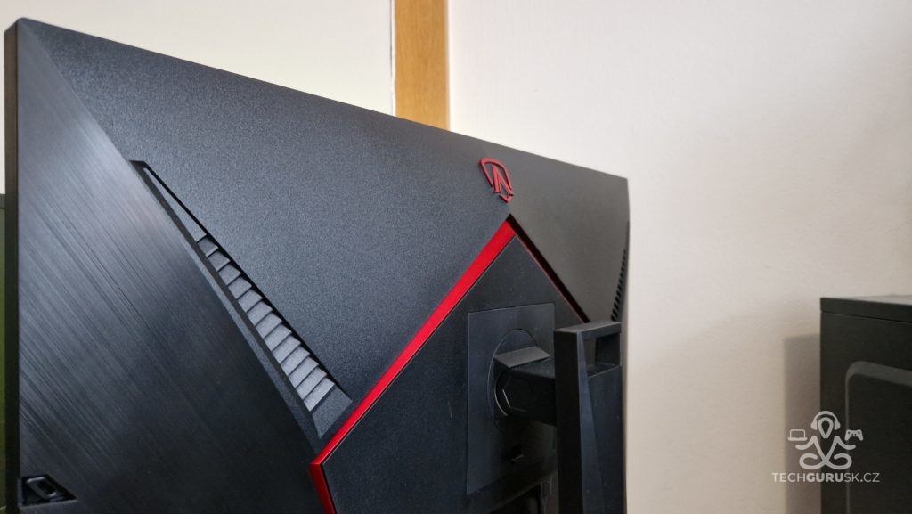 TEST: Monitor AGON AG275QZ má 27" a 270 Hz. Nie je to priveľa?