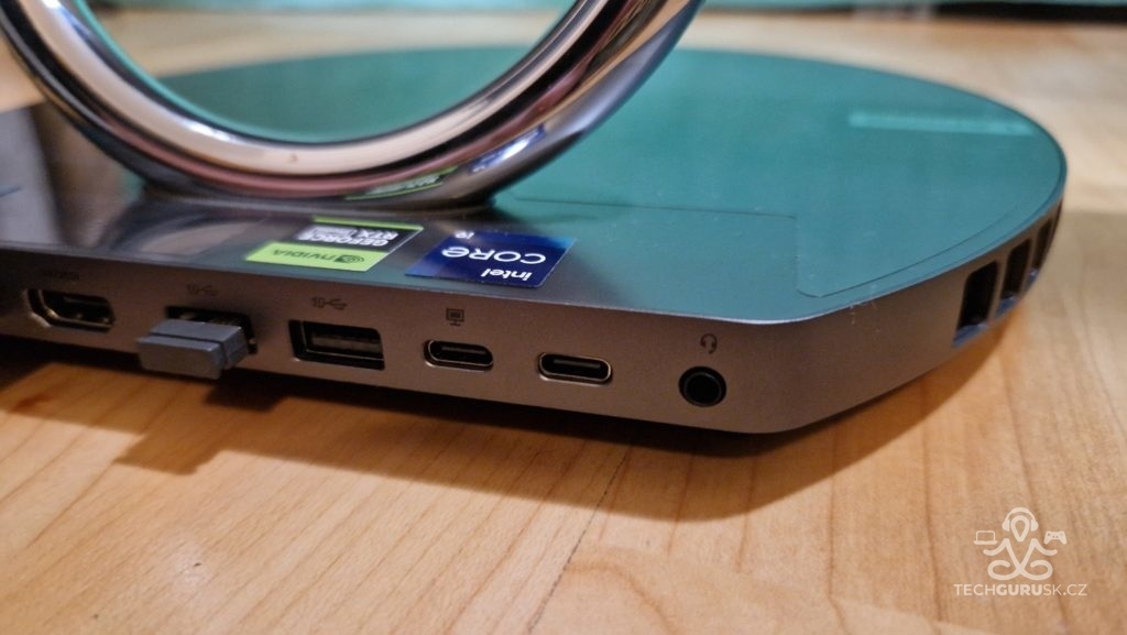 Lenovo Yoga AiO 9