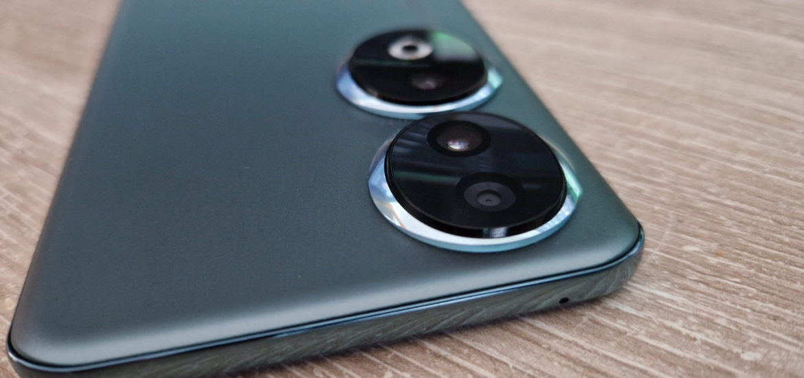 TEST: Honor 90 dÃ½cha na krk vlajkovÃ½m lodiam