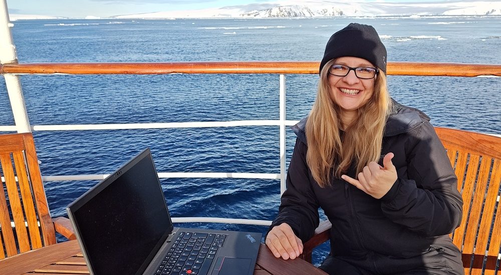 SpoloÄnosti Motorola, Lenovo a astrobiologiÄka Michaela MusilovÃ¡ sÃº na vesmÃ­rnej misii
