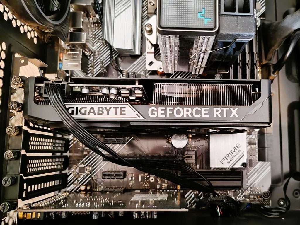 RECENZIA: RTX 5060 Ti – Ktorá verzia sa oplatí: Palit alebo Gigabyte?