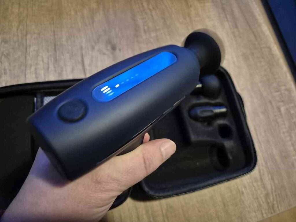 LIDL RECENZIA: Masážna minipištoľ a vyhrievaná deka. Silné kombo na relax