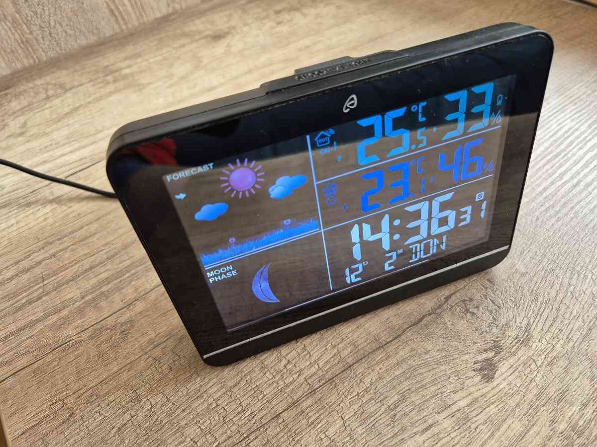 LIDL RECENZIA: Meteostanica Auriol má farebný podsvietený displej
